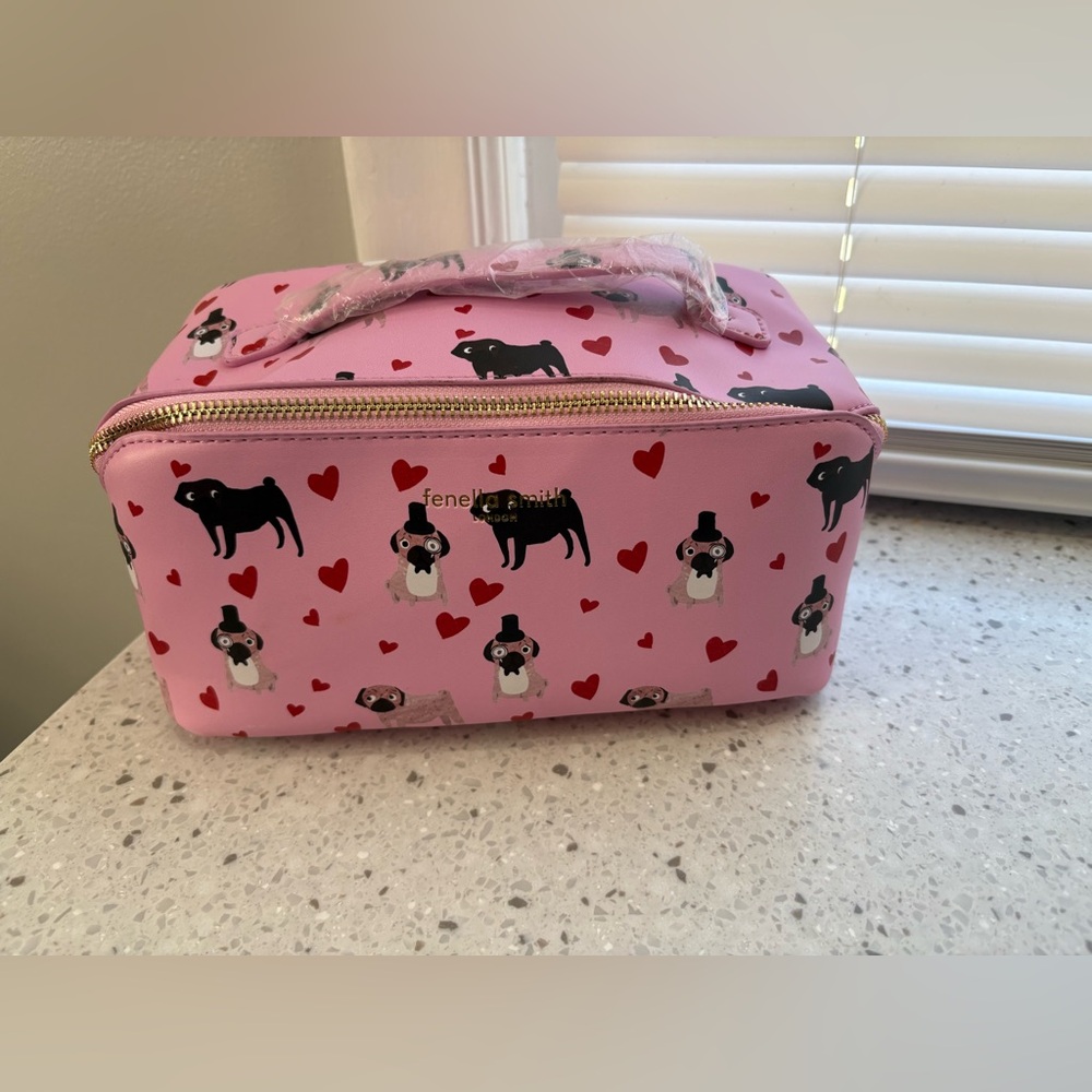 NWOT Fenella Smith London Dopp bag -Pink Pug Heart Print Cosmetic Pouch